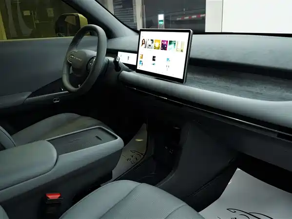 Dongfeng Nano 06 2025