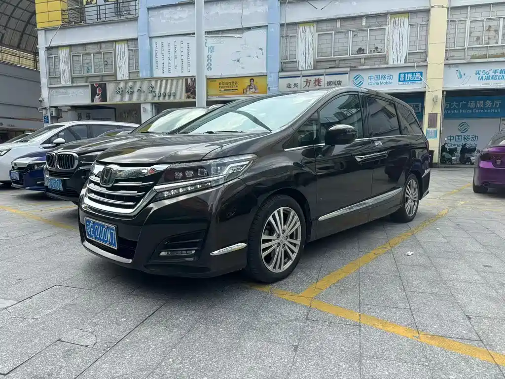 Honda Elysion 2018 — фото 2
