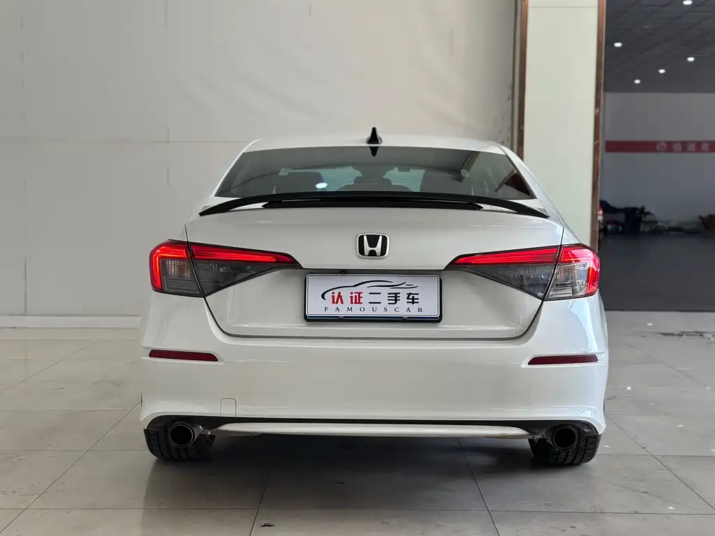 Honda Civic 2024 — фото 14
