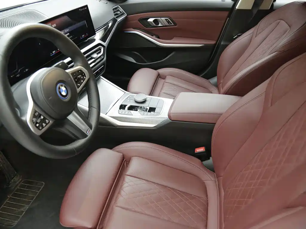 BMW i3 2023 — фото 9