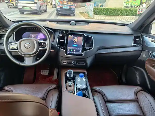 Volvo XC90 2023