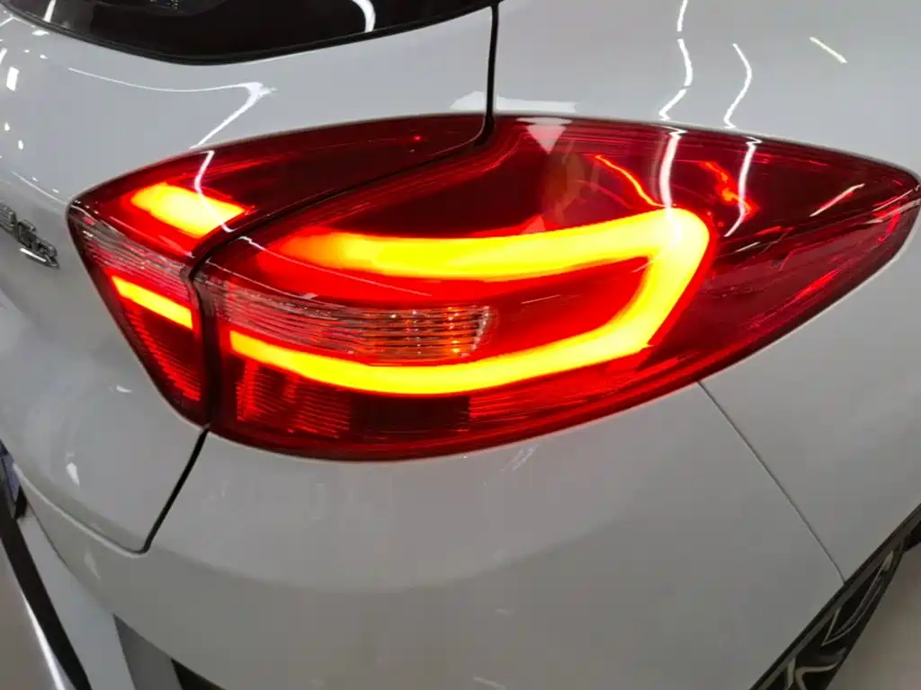Geely Emgrand GS 2016 — фото 8