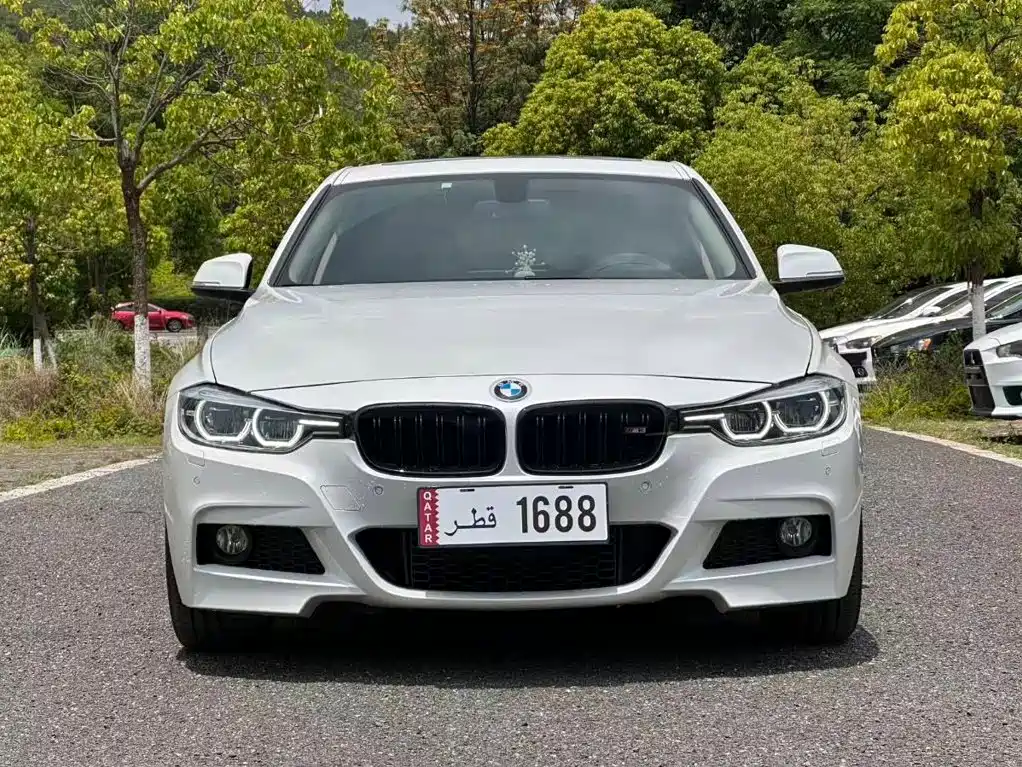 BMW 3 Series 2019 — фото 2