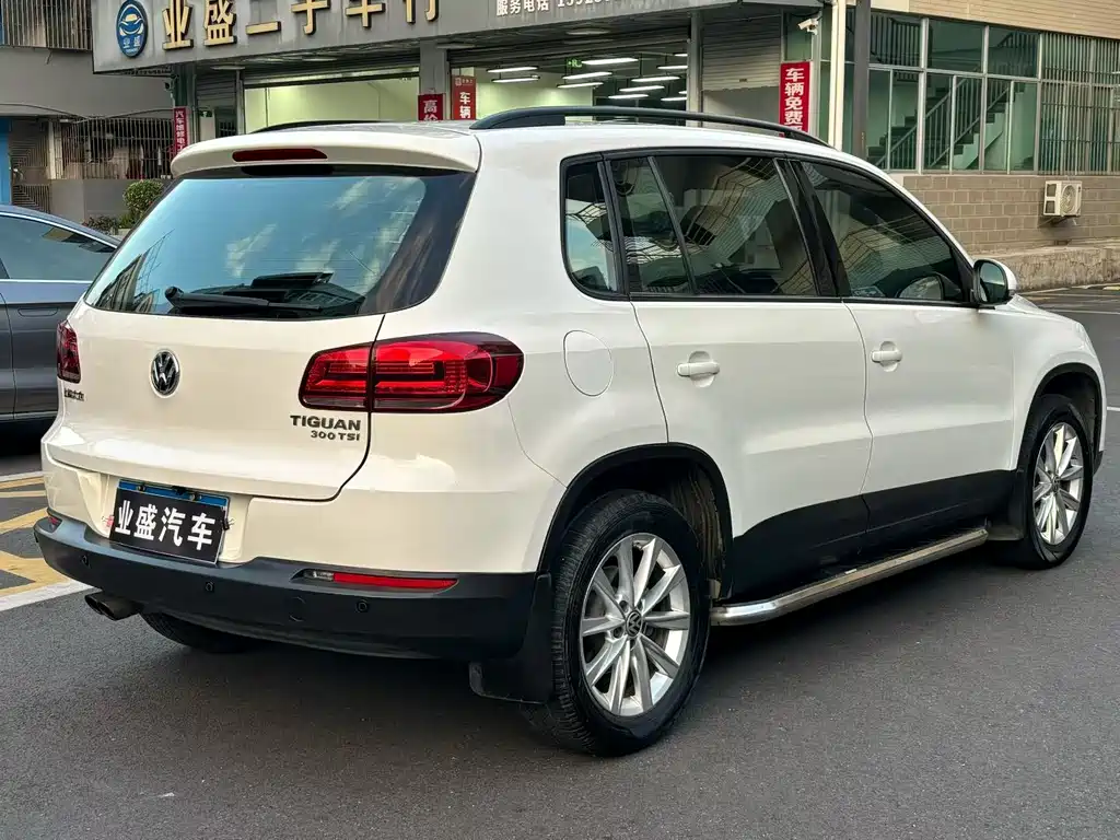 Volkswagen Tiguan 2016 — фото 8
