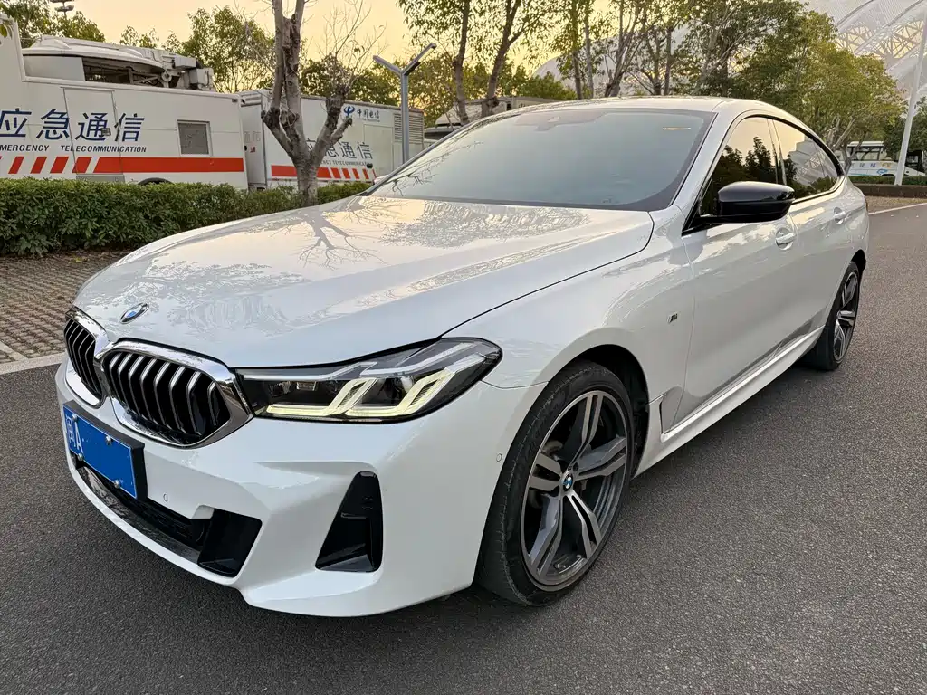 BMW 6 Series GT 2022 — фото 1
