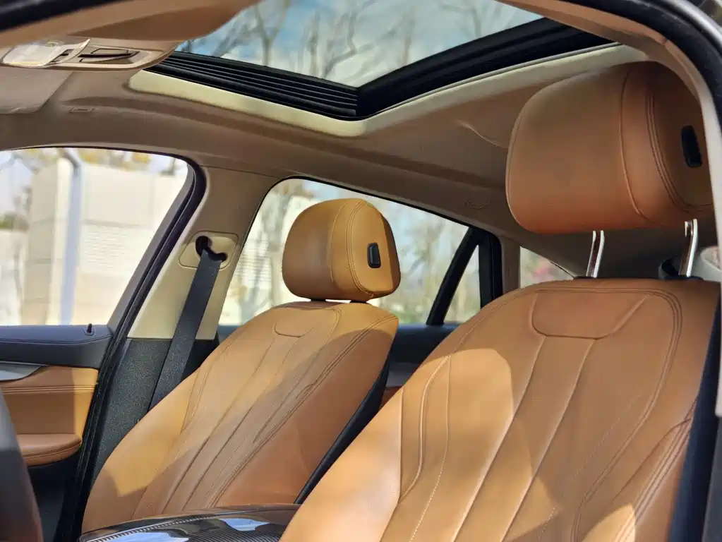 BMW X6 2015 — фото 20