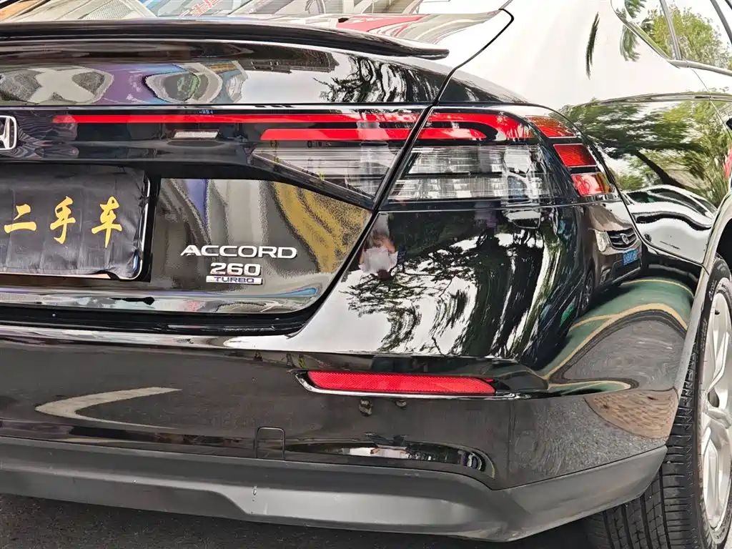 Honda Accord 2024 — фото 10