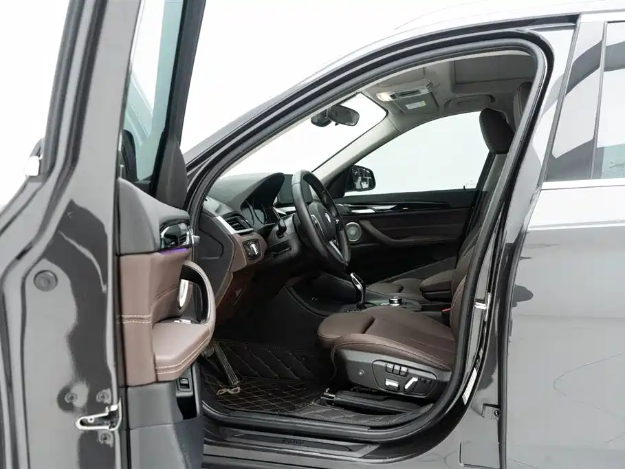 BMW X1 2022 — фото 14
