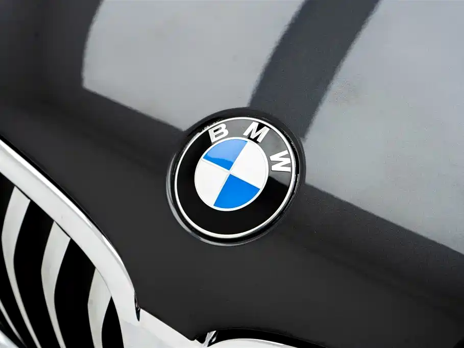 BMW X1 2022 — фото 11