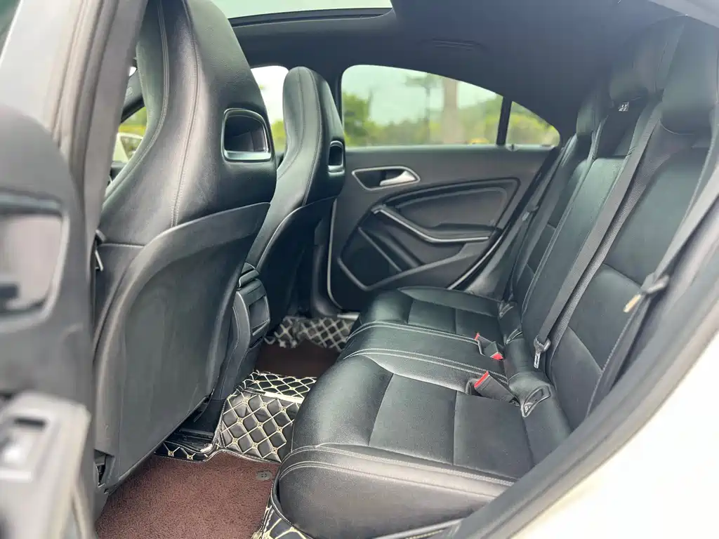 Mercedes-Benz CLA 2017 — фото 9