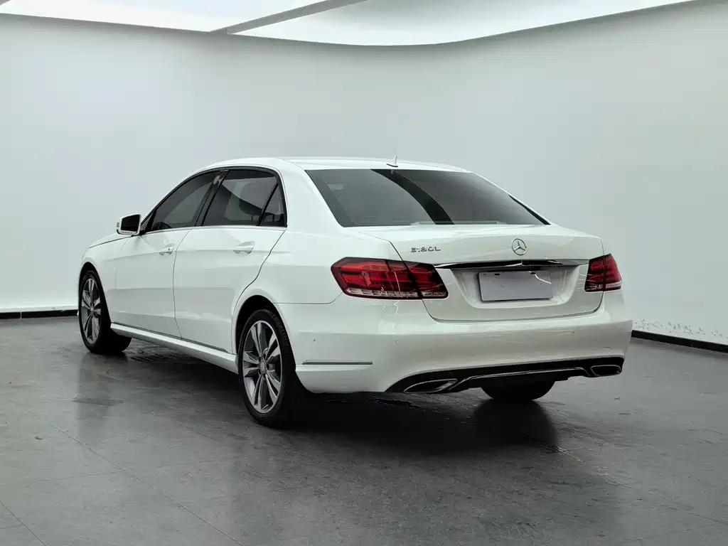 Mercedes-Benz E-Class 2015 — фото 6