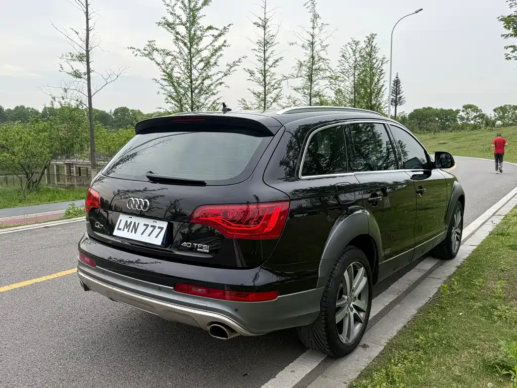 Audi Q7 2015 — фото 7