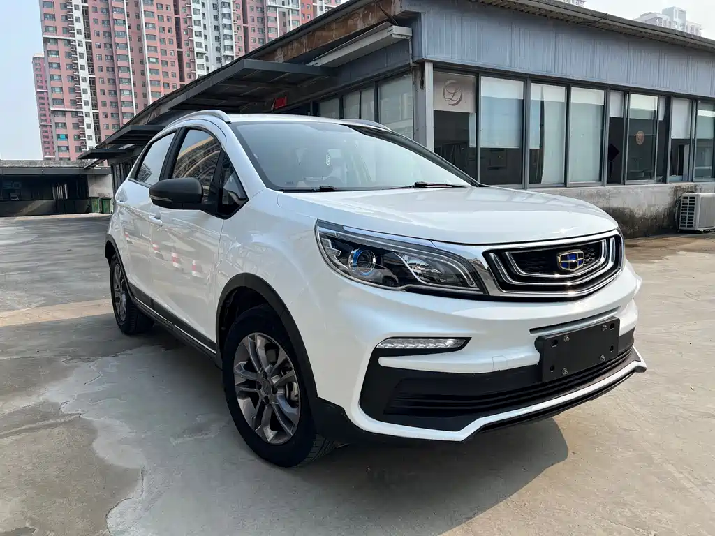 Geely Vision X3 2020 — фото 2