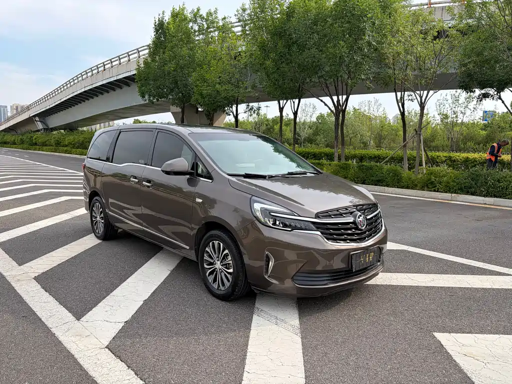Buick GL8 2022