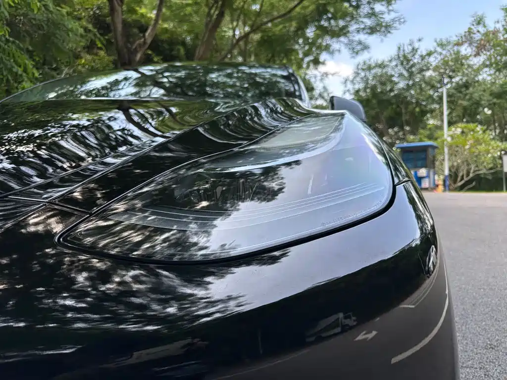 Tesla Model Y 2023 — фото 10