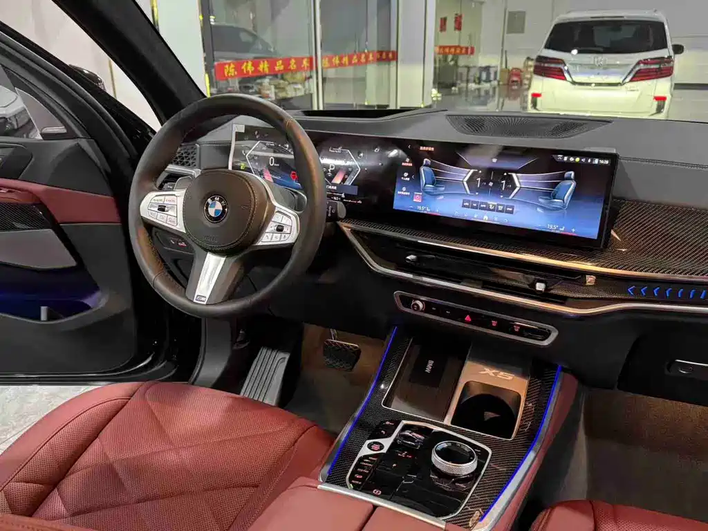 BMW X5 2025 — фото 8