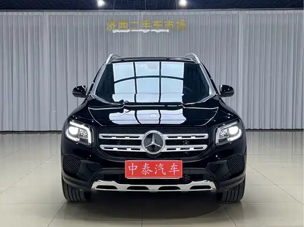 Mercedes-Benz GLB 2023