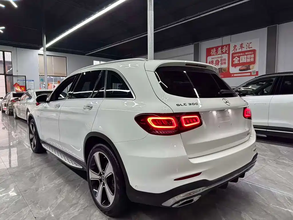 Mercedes-Benz GLC 2023 — фото 6