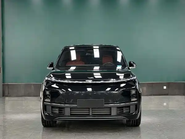 Li Auto L8 2024