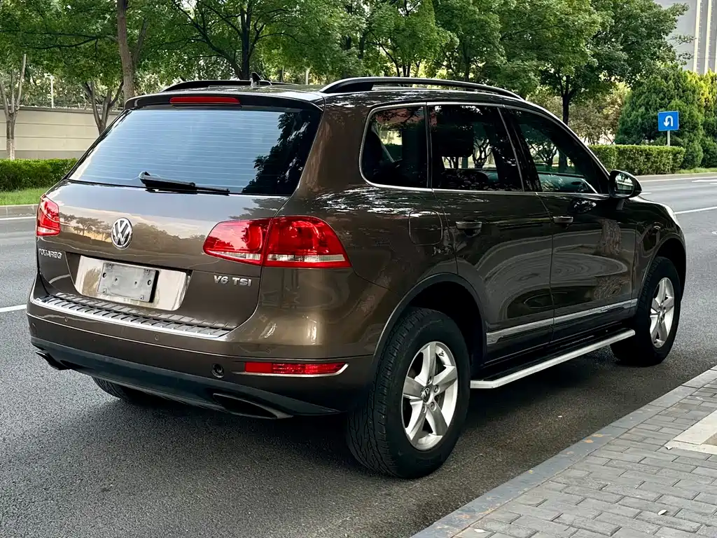 Volkswagen Touareg 2015 — фото 14