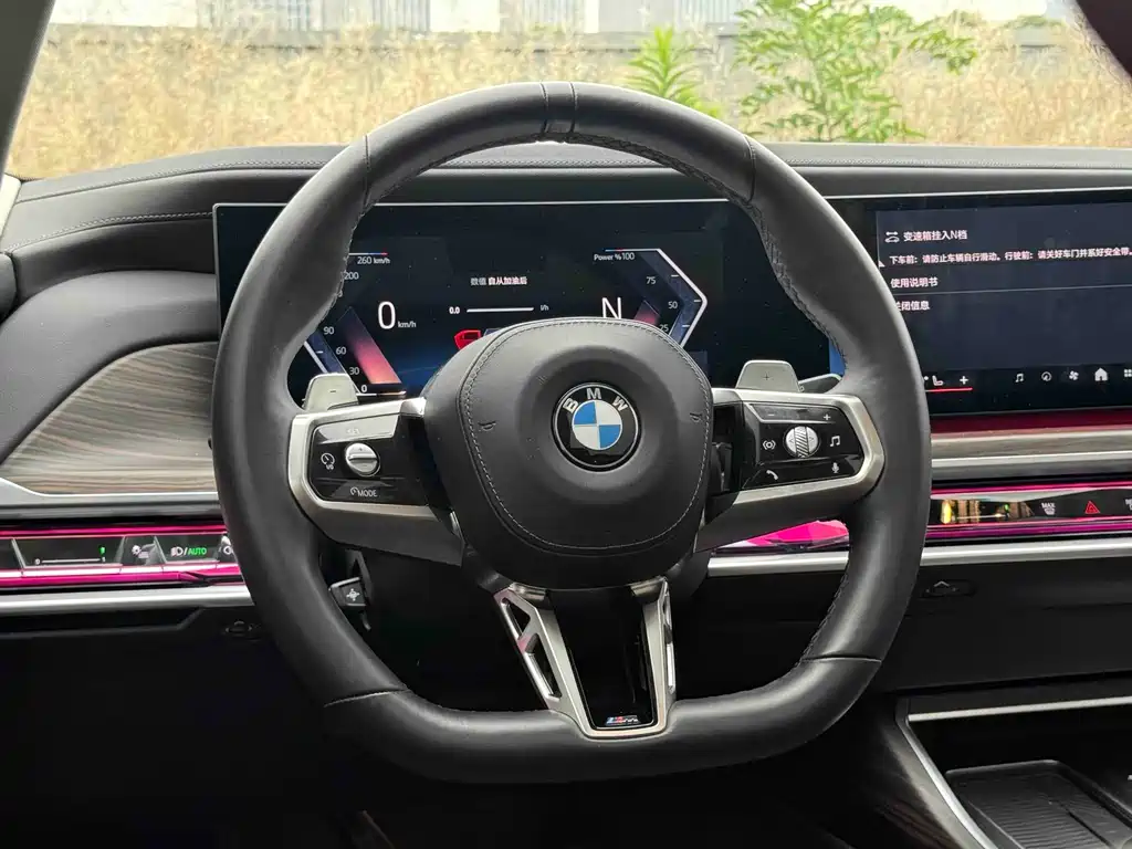 BMW 7 Series 2024 — фото 10