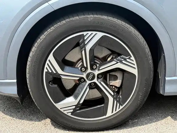 Audi Q4 E-Tron 2024