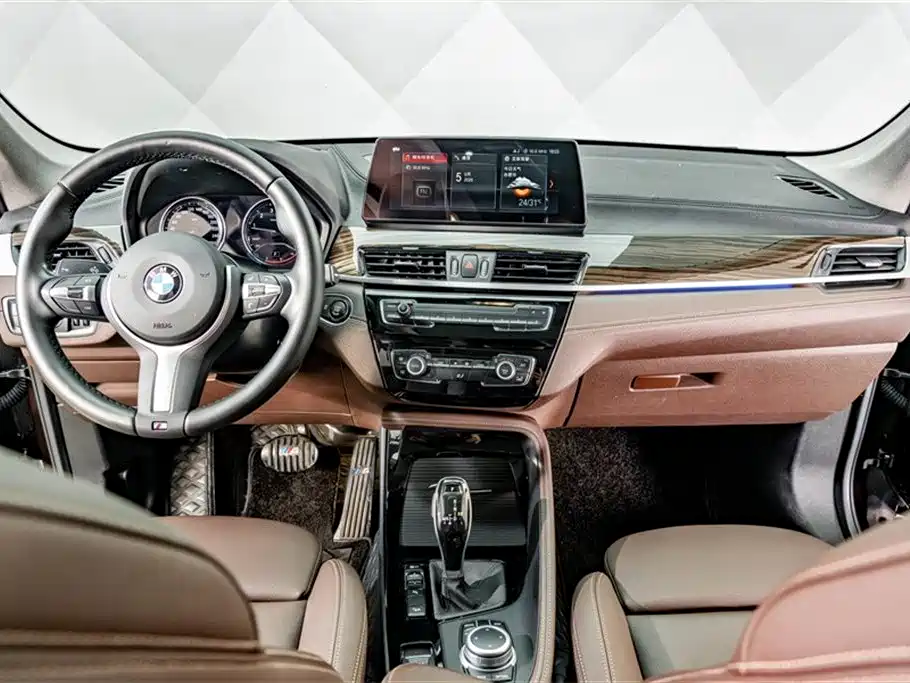 BMW X1 2021 — фото 13