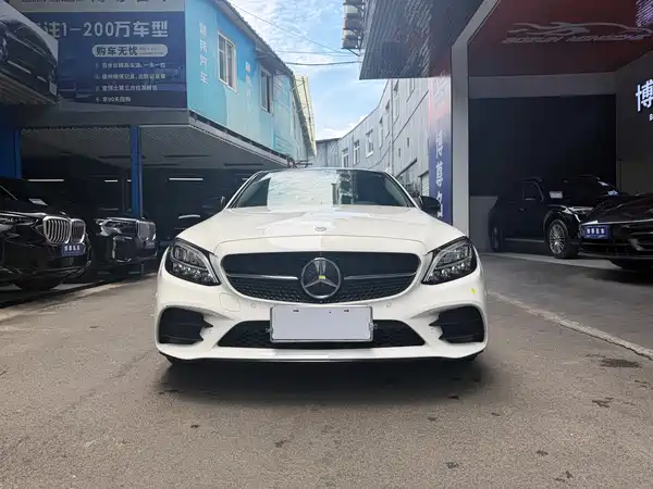 Mercedes-Benz C-Class 2021