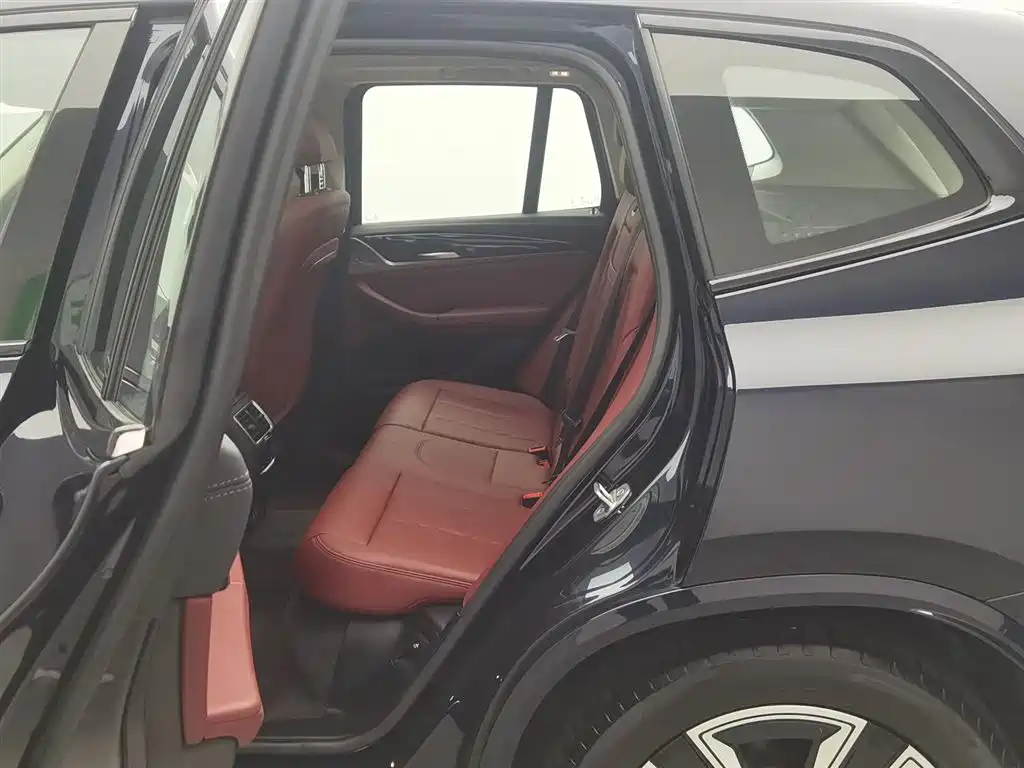 BMW iX3 2022 — фото 15