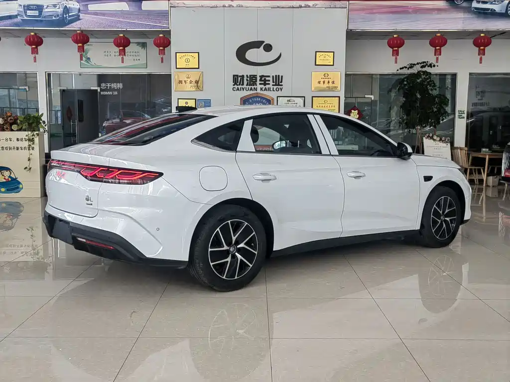 BYD Qin L 2026 — фото 4