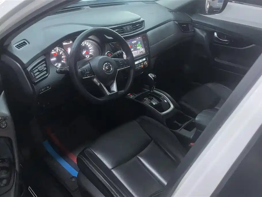 Nissan X-Trail 2020 — фото 9