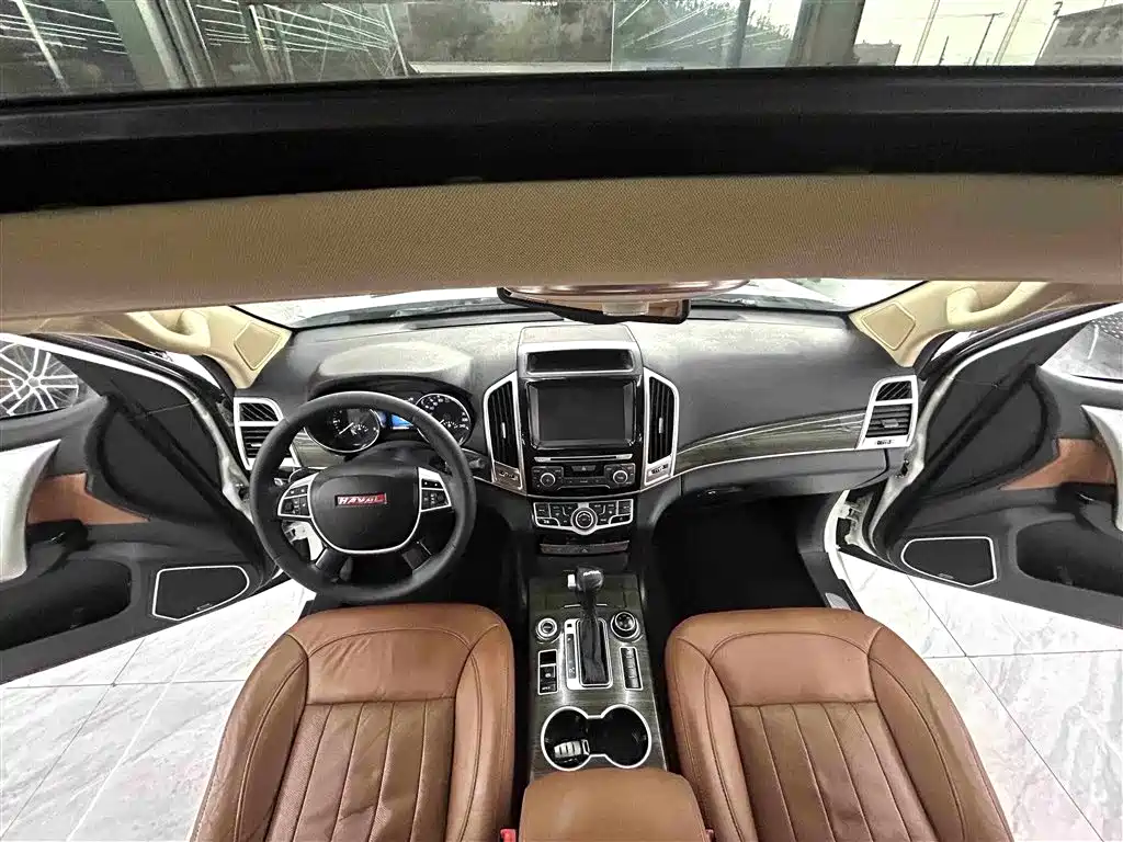 Haval H9 2015 — фото 6