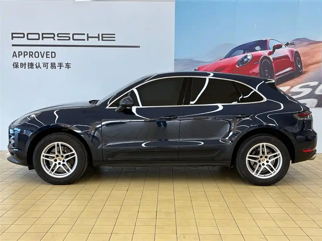 Porsche Macan 2020 — фото 13