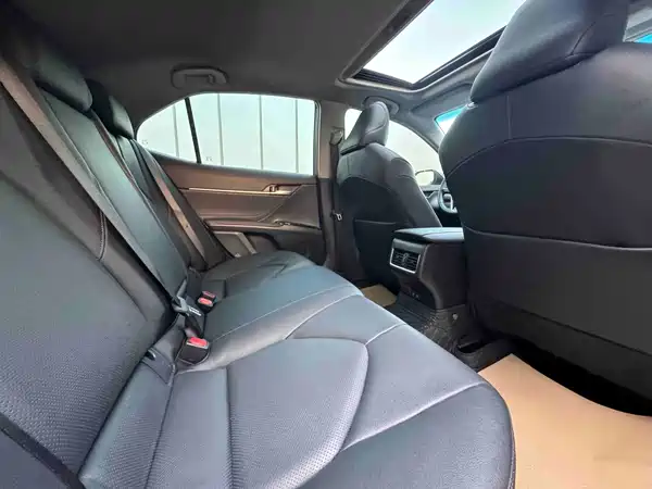 Toyota Camry 2022