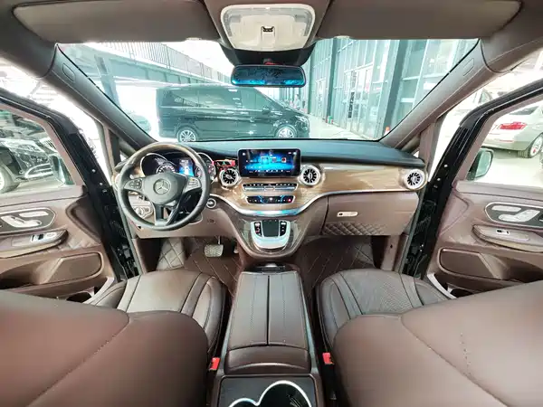 Mercedes-Benz V-Class 2022