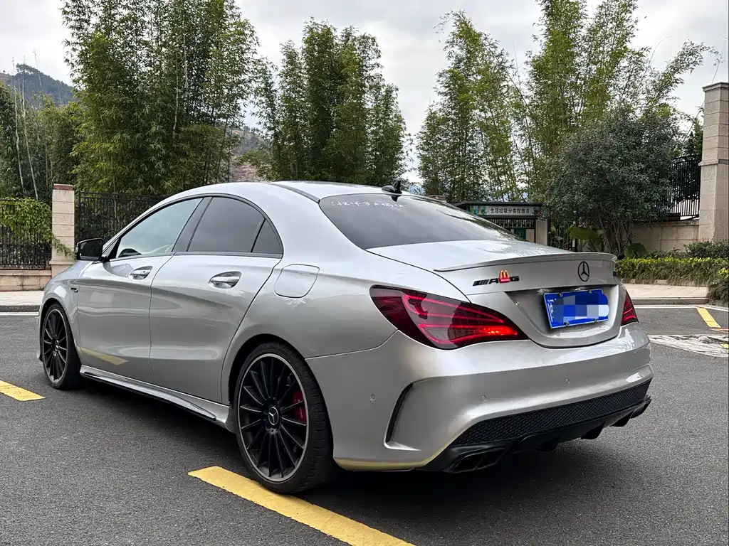 Mercedes-Benz CLA AMG 2016 — фото 12