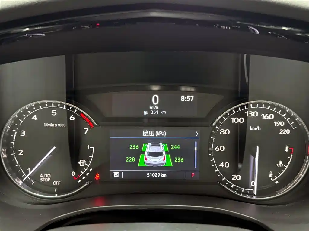 Cadillac XT5 2023 — фото 12