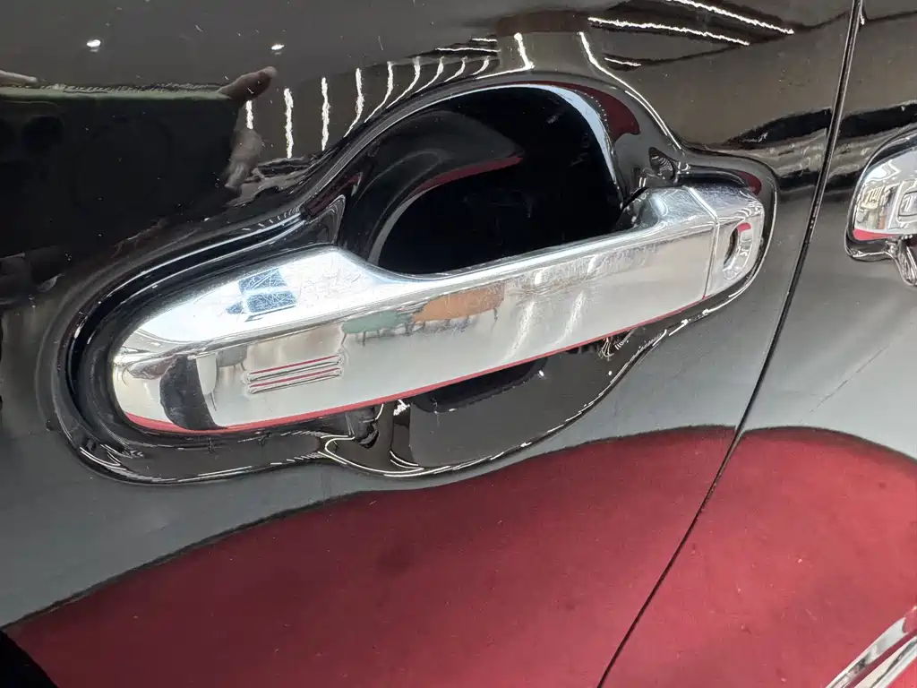 Toyota Vellfire 2023 — фото 34