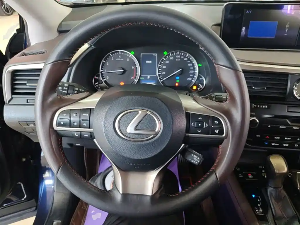 Lexus RX 2019 — фото 11