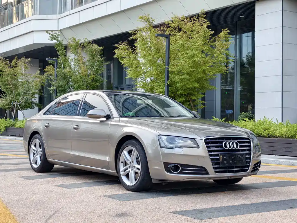 Audi A8 2011