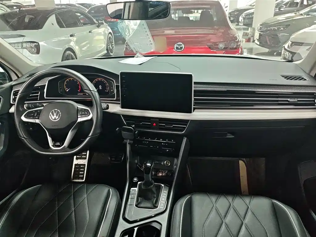 Volkswagen Tiguan L 2025 — фото 14