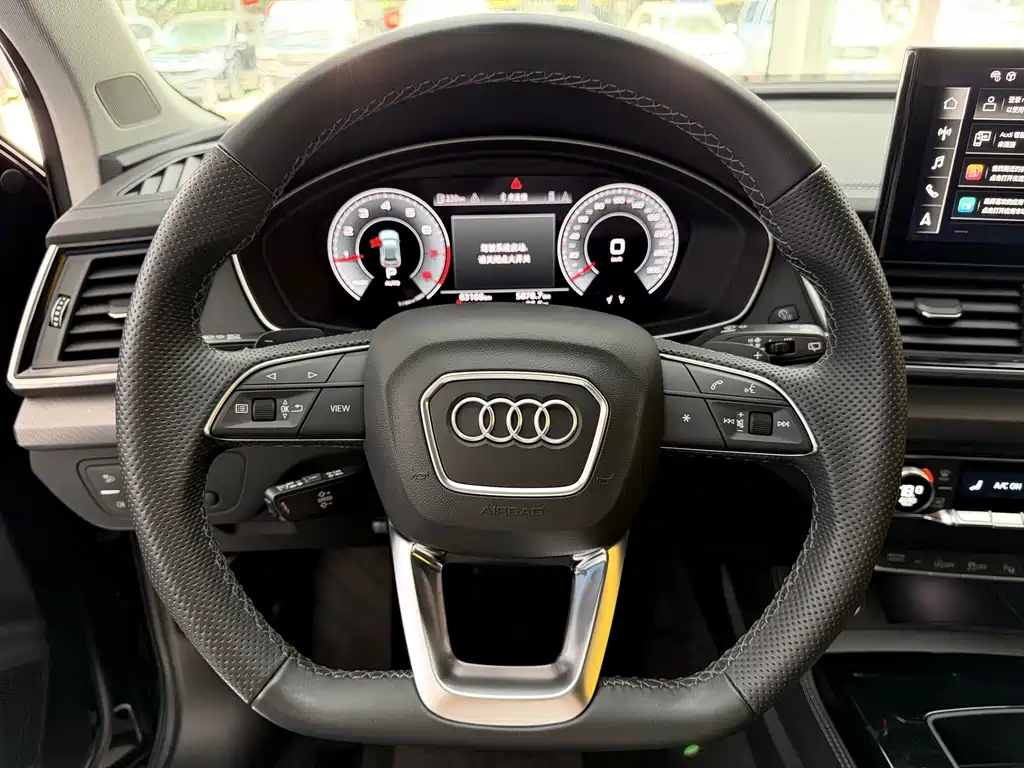 Audi Q5L 2022 — фото 15