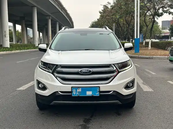 Ford Edge 2015