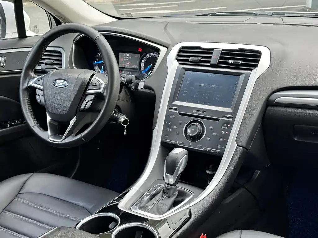 Ford Mondeo 2016 — фото 7