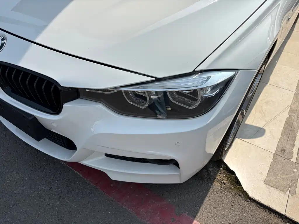BMW 3 Series 2019 — фото 3