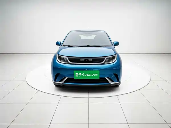 BYD Dolphin 2022