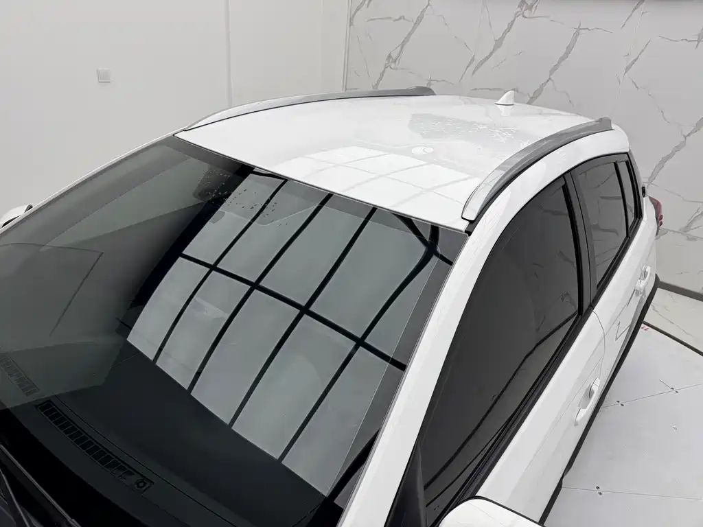 Toyota Yaris L 2022