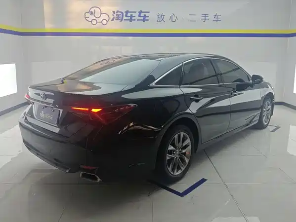 Toyota Avalon 2021
