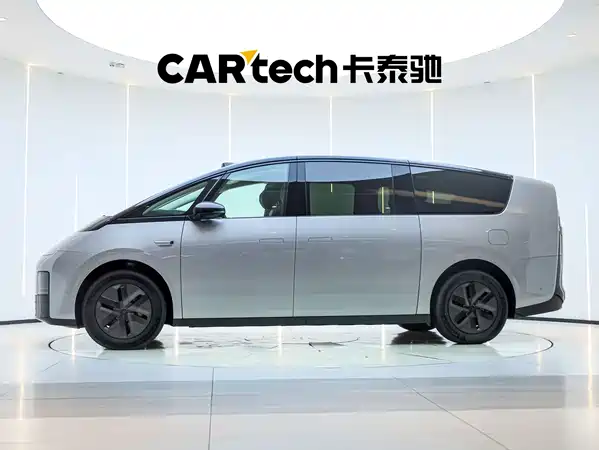 Li Auto MEGA 2024