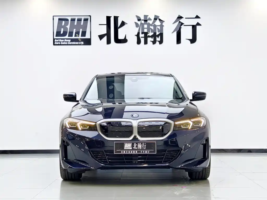 BMW i3 2024 — фото 2